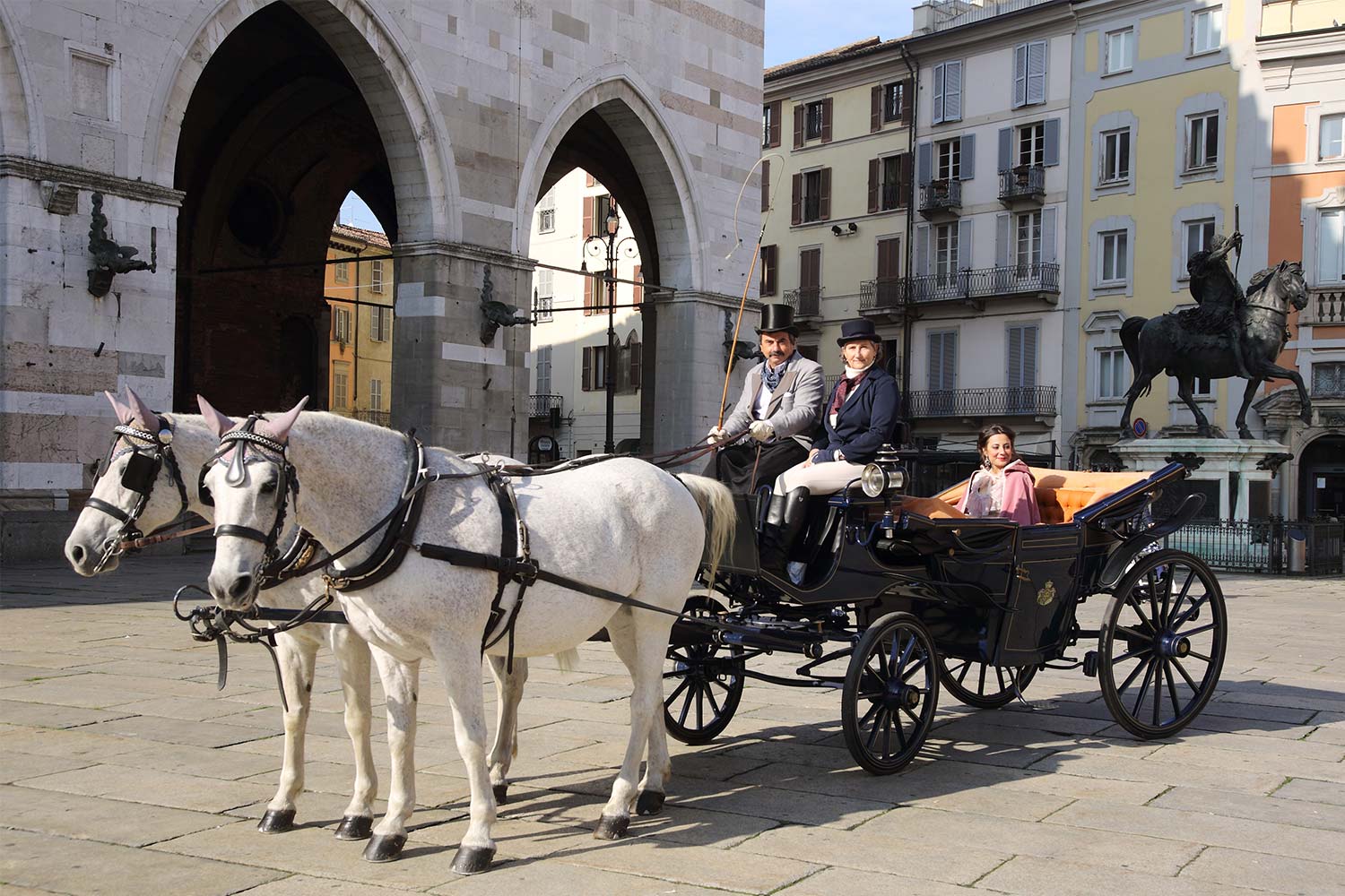 “La carrozza in Italia – omaggio al maestro Ettore Aspetti”